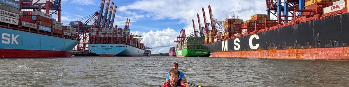 Hanskalbsand-Wanderfahrt 2026: Zwischen Dauer-Schauern und Containerschiffen